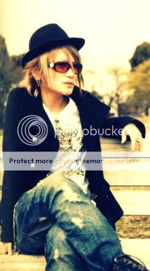 Miku Pictures, Images and Photos