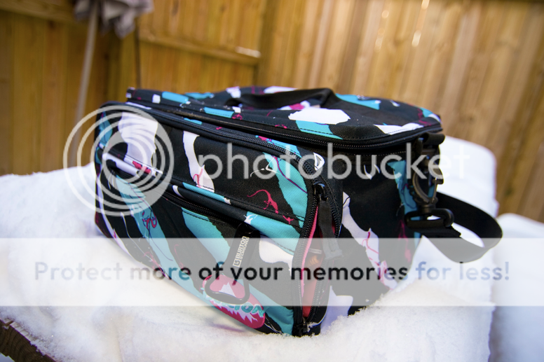 IMAGE: http://i475.photobucket.com/albums/rr120/noWAFFLESforU/Picture26-1.png